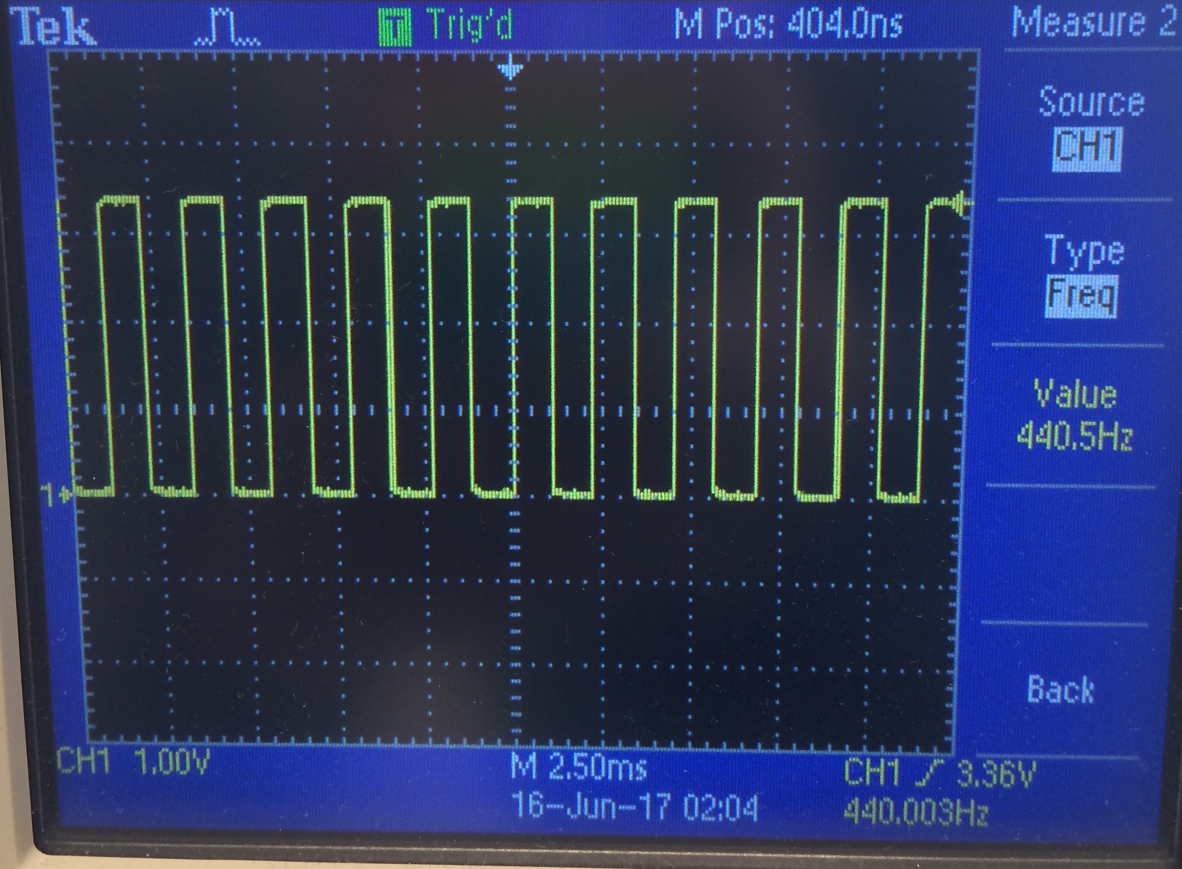 440Hz square wave